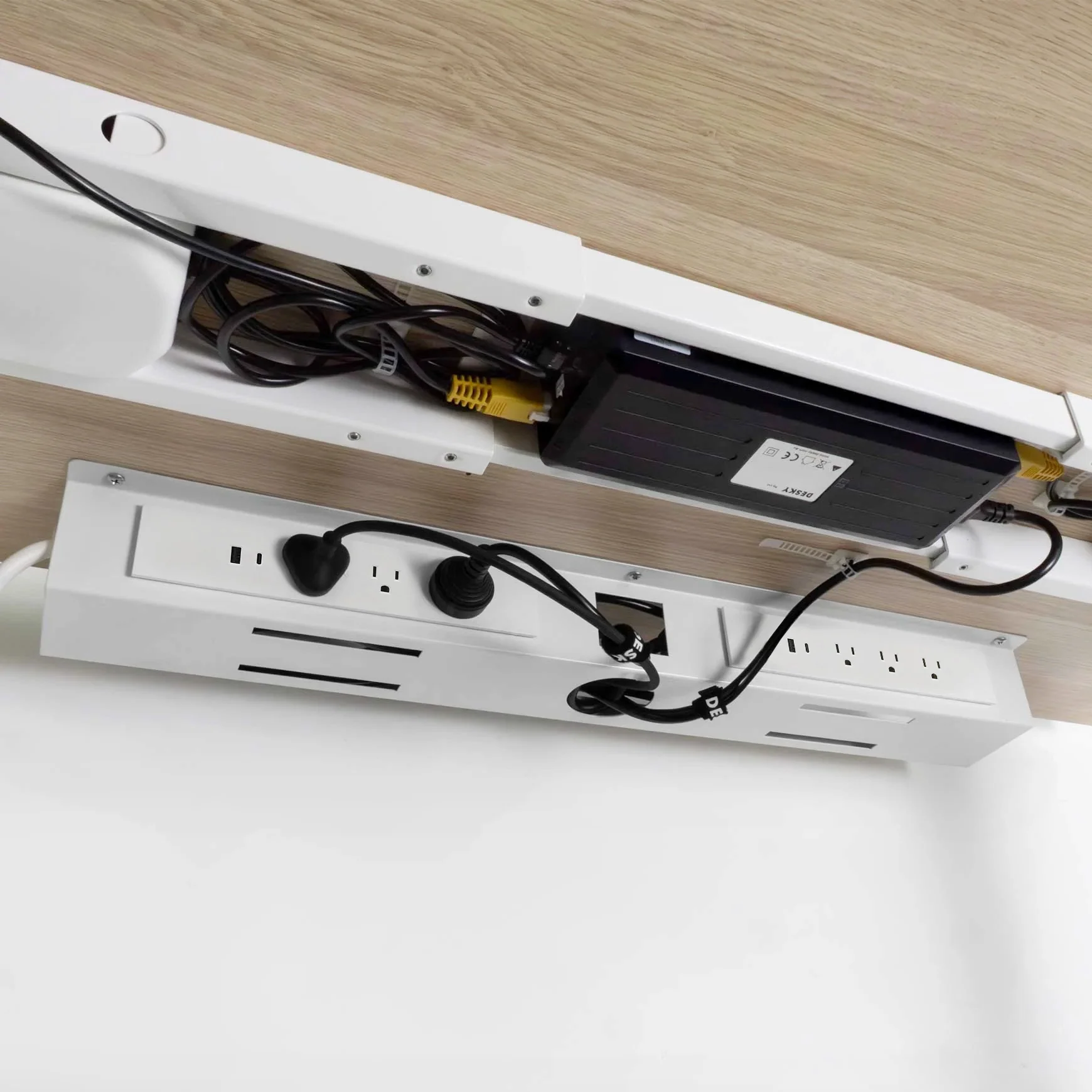 Desky Mini Cable & Power Tray - Image 7