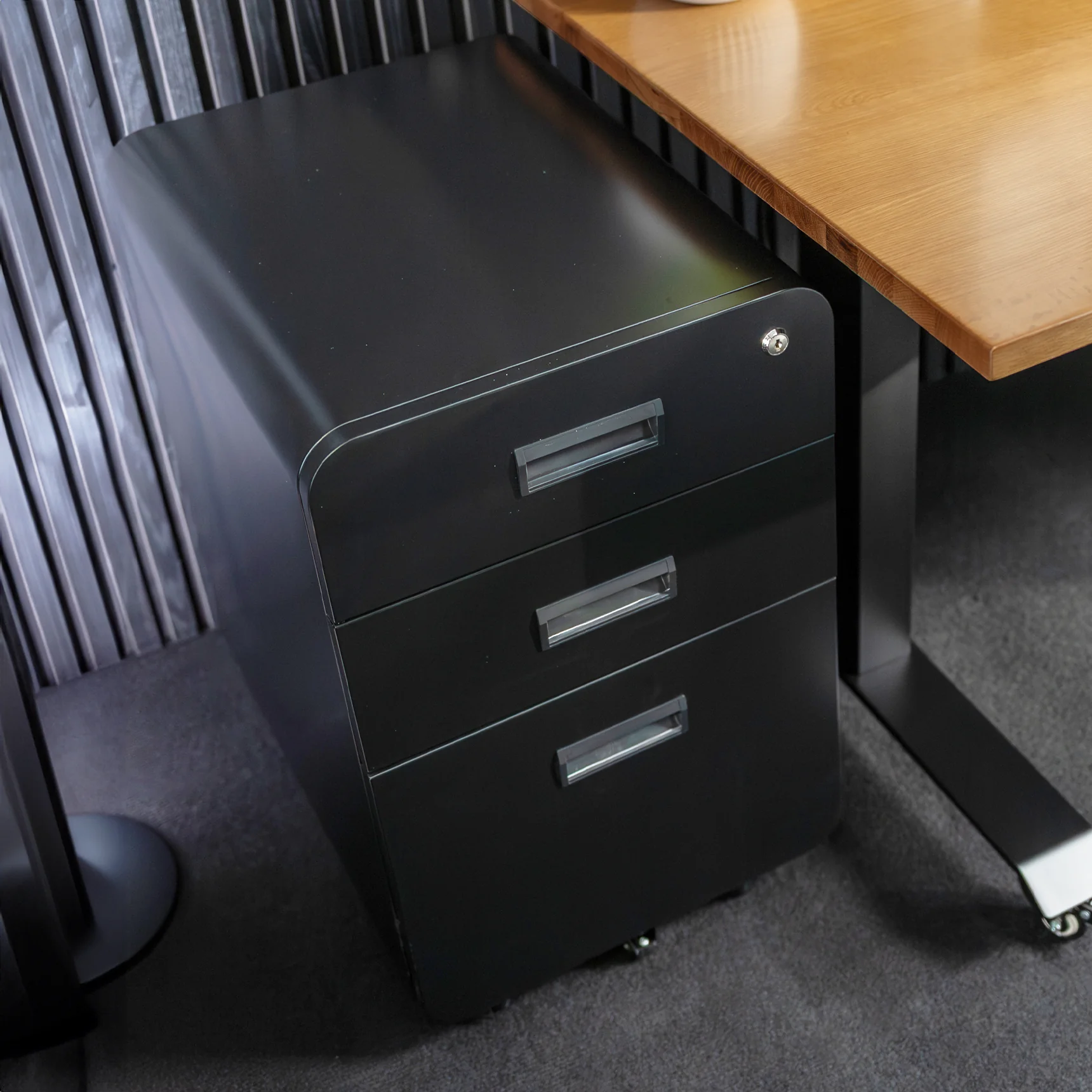 Desky 3 Drawer Mobile Filing Cabinet - Image 8