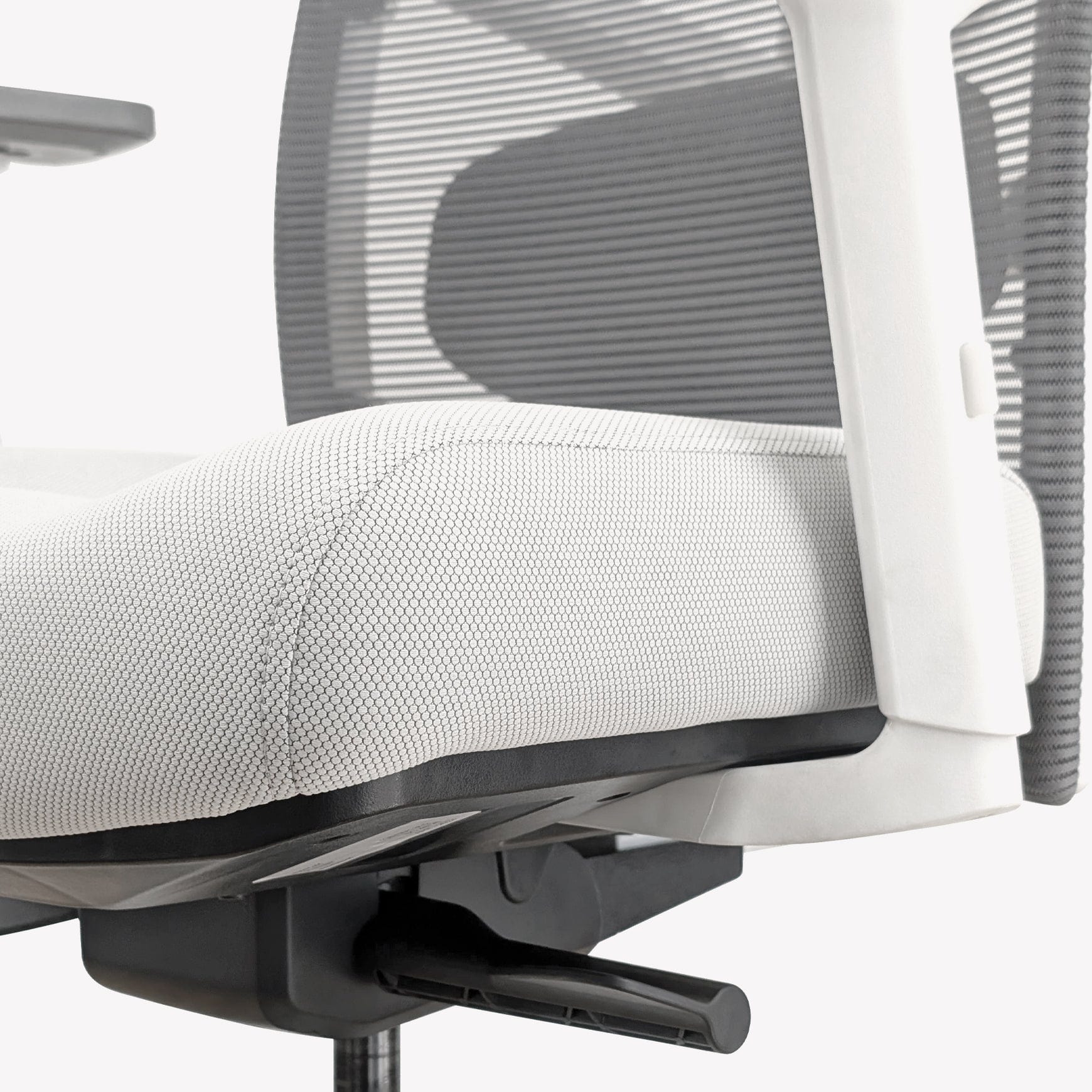 Desky Elite Ergonomic Chair - Image 11