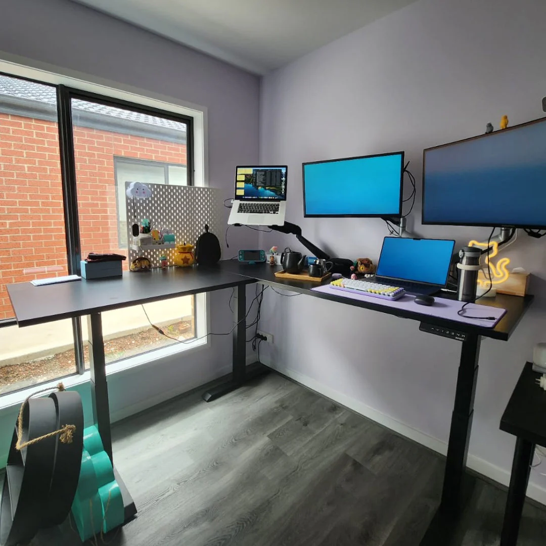 Desky L-Shape Laminate Sit Stand Desk - Image 3