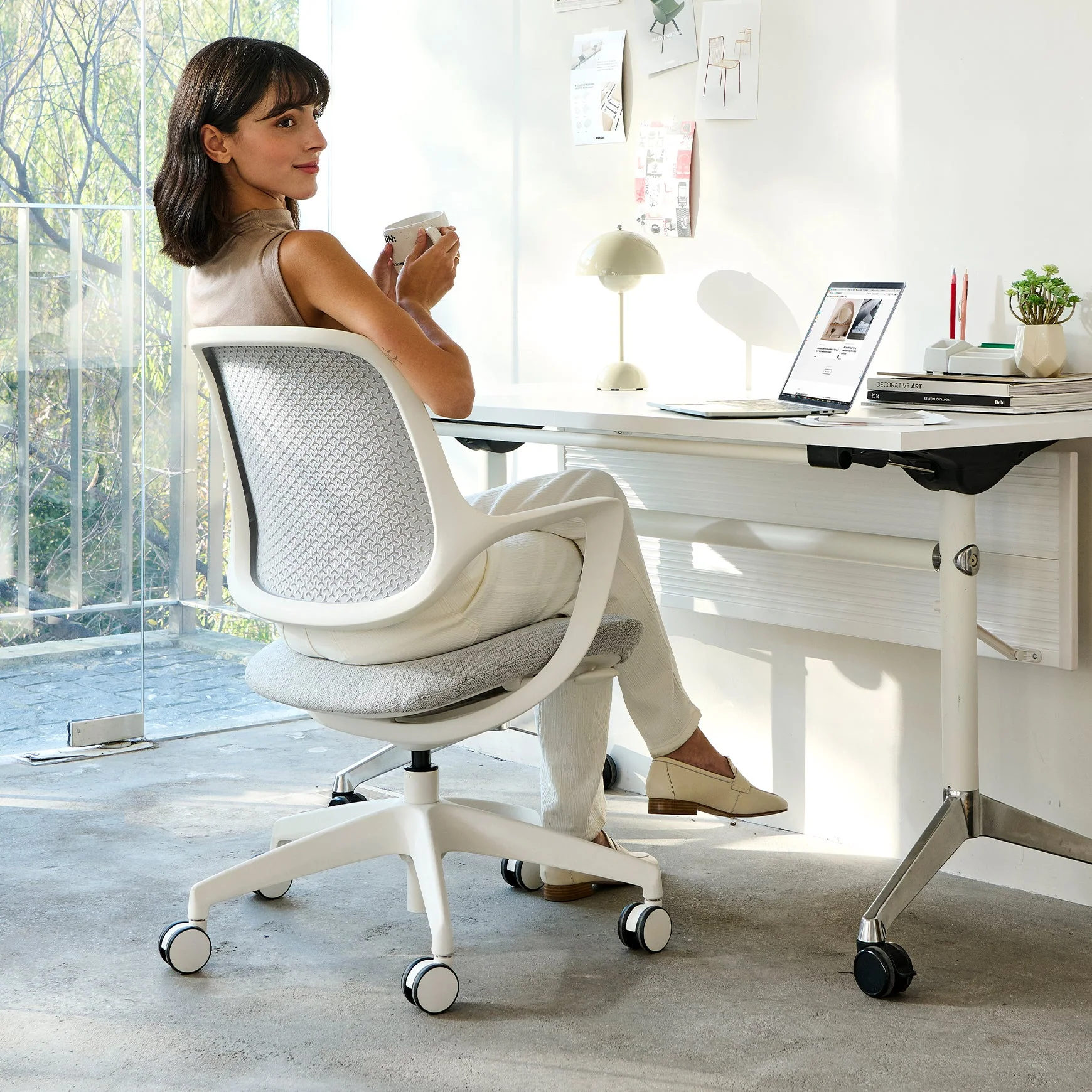 Desky Evoque Low Back Office Chair - Image 18