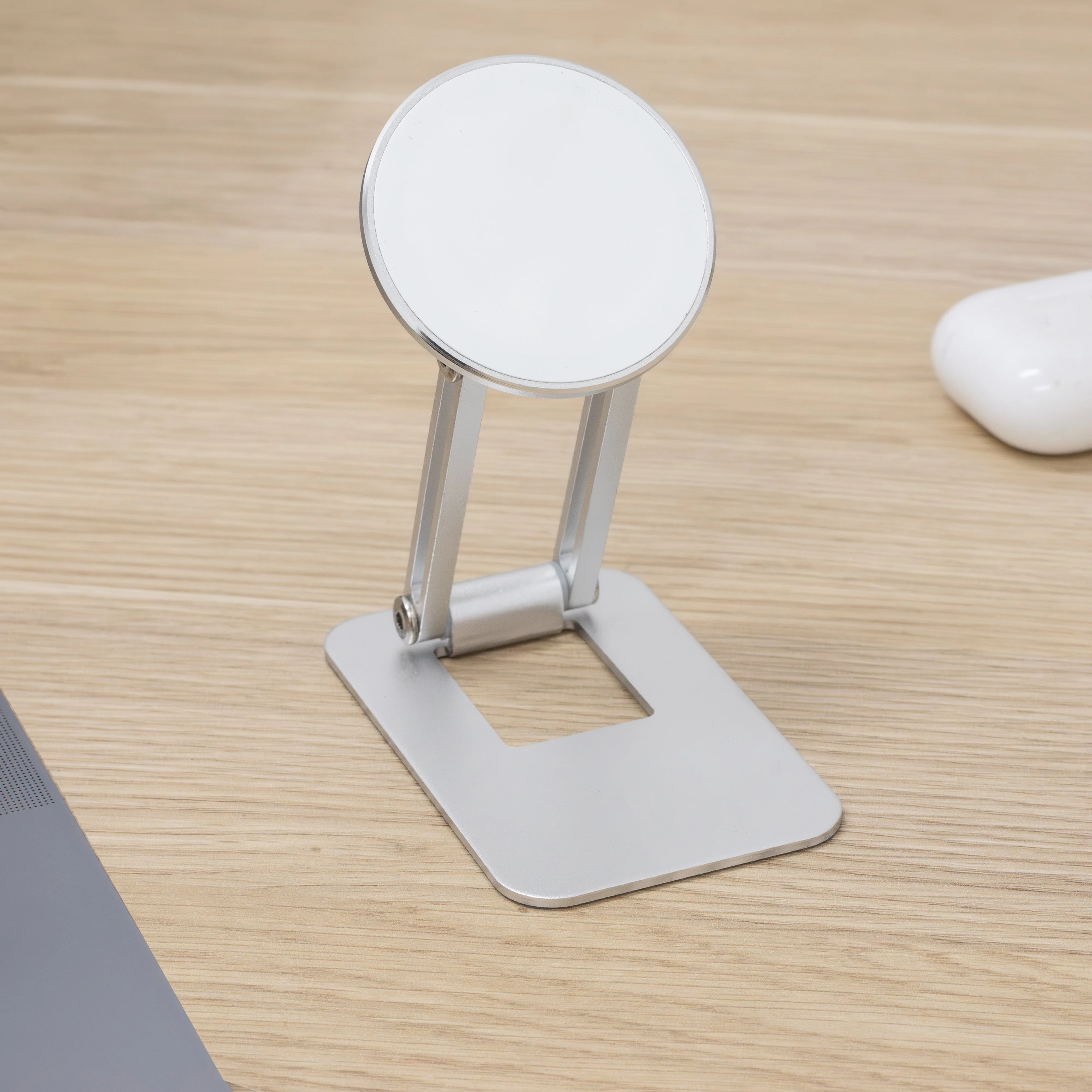Desky Magsafe Foldable Phone Stand - Image 6