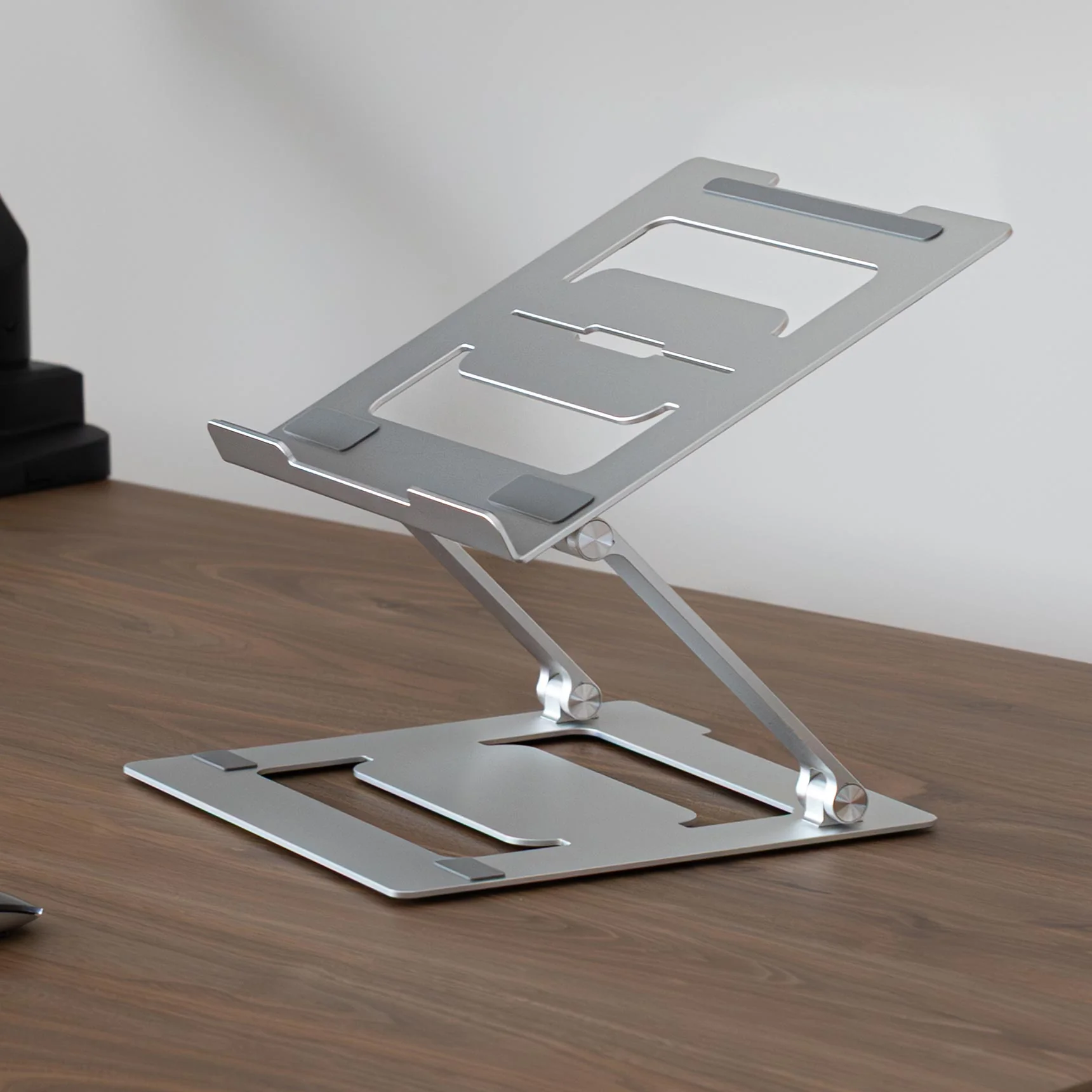 Desky Adjustable Laptop Stand Riser - Image 4