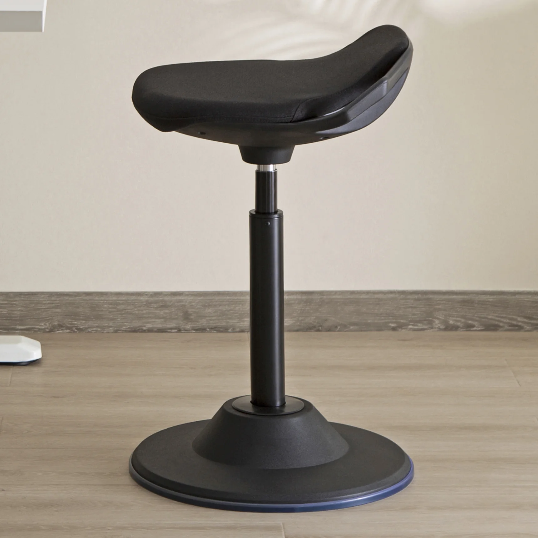Desky Sit Stand Pro Active Stool - Image 5