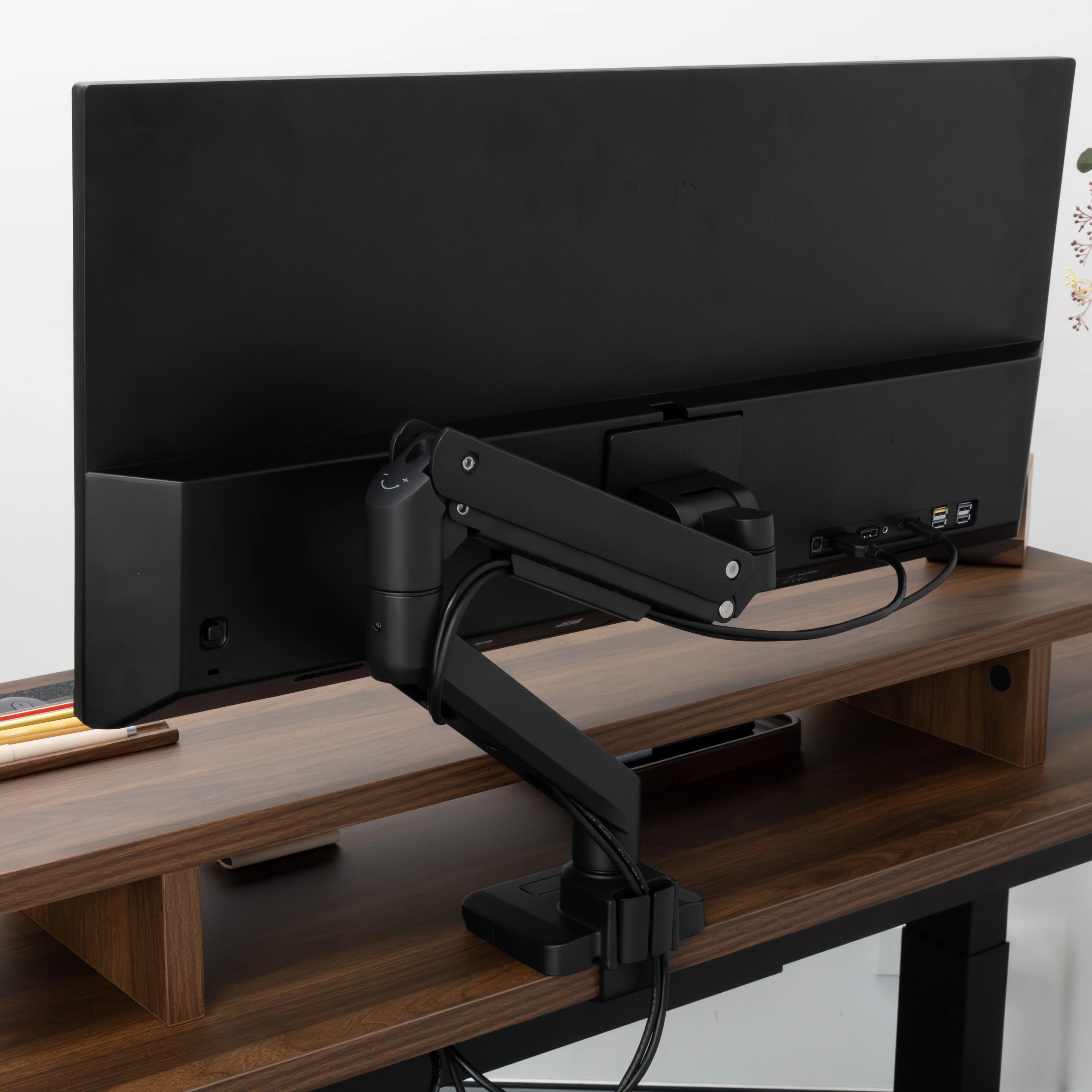 Desky Heavy Duty Ultrawide Monitor Arm - Image 5