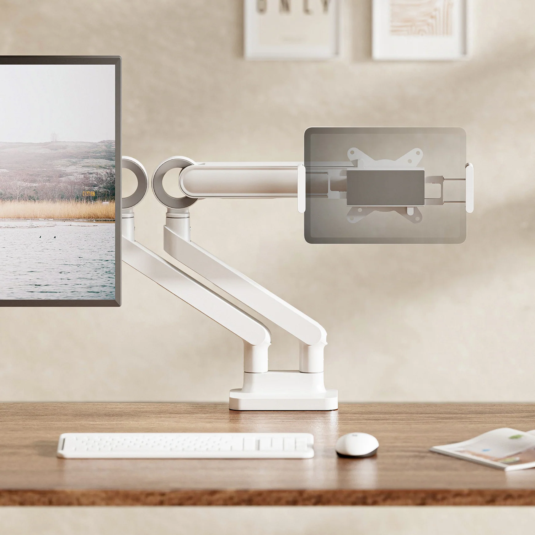 Desky Universal VESA Tablet Holder - Image 3